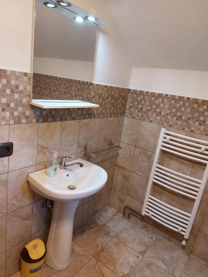 Vila Karina Appartement Carta  Buitenkant foto